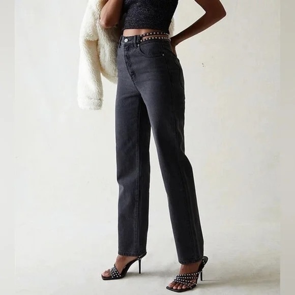 NWT Kendall & Kylie Eco Black Strappy Stud Dad Jeans - Picture 1 of 7